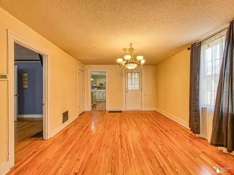422 E 1st, Monroe, MI 48161 photo 8