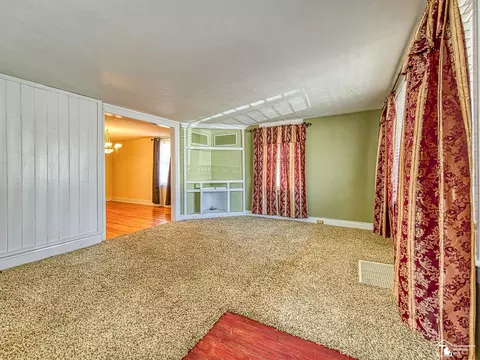 422 E 1st, Monroe, MI 48161 photo 3