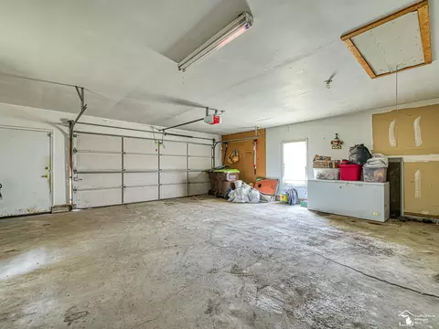 422 E 1st, Monroe, MI 48161 photo 31