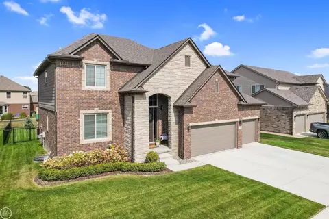 24487 Brookshire, Macomb, MI 48042