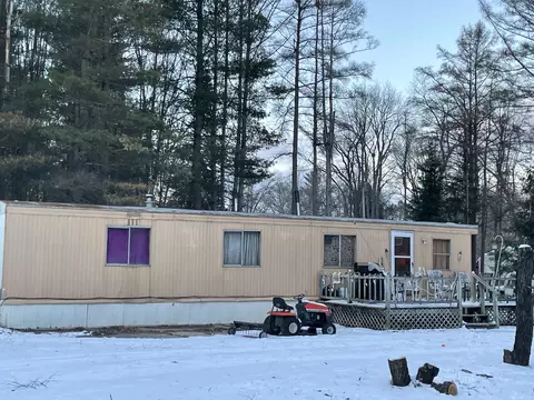 5360 Evarts, Lake George, MI 48633