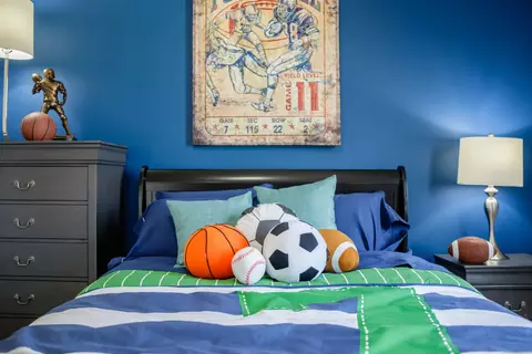 Bedroom - 17646 Kite, Macomb, MI 48042 photo 5 of 7