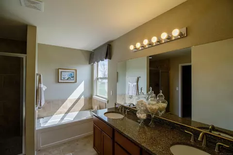 Bath - 17646 Kite, Macomb, MI 48042 photo 1 of 1
