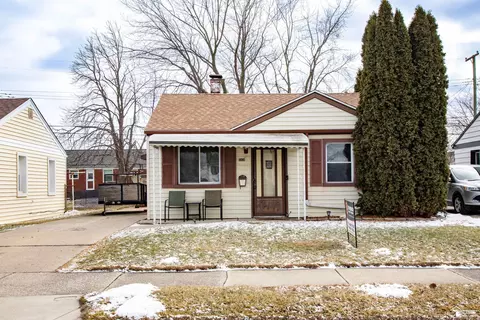 Exterior - 11859 Grant, Riverview, MI 48193 photo 2 of 10