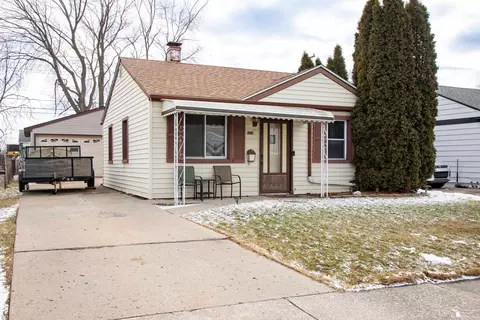 Exterior - 11859 Grant, Riverview, MI 48193 photo 3 of 10