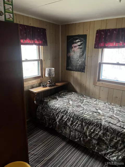 Bedroom - E 3946 Storm, Chatham, MI 49816 photo 3 of 3