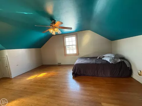 Bedroom - 78730 Brown, Bruce, MI 48065 photo 2 of 5