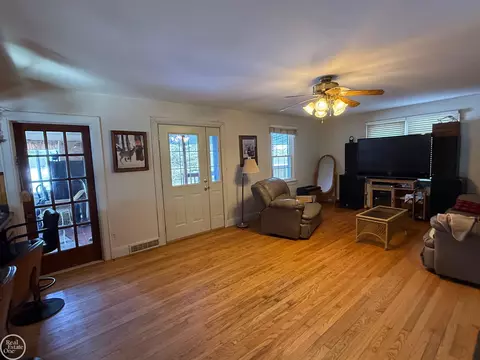 Living - 78730 Brown, Bruce, MI 48065 photo 3 of 4