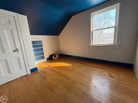 Bedroom - 78730 Brown, Bruce, MI 48065 photo 4 of 5