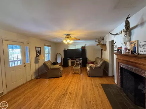 Living - 78730 Brown, Bruce, MI 48065 photo 2 of 4