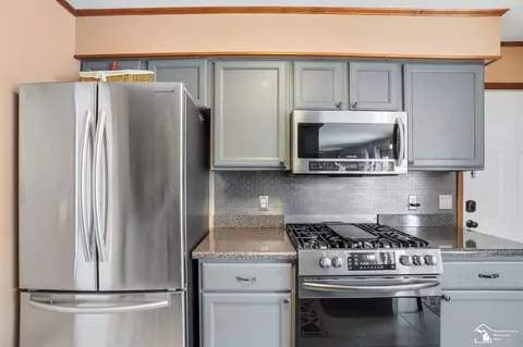 7346 Silo Mdws, Temperance, MI 48182 photo 16