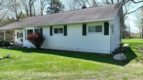 Exterior - 11345 Potter, Flushing, MI 48433 photo 7 of 15