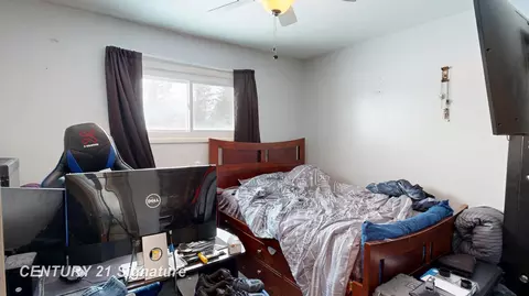 Bedroom - 11345 Potter, Flushing, MI 48433 photo 3 of 3