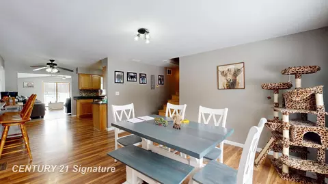 Dining - 11345 Potter, Flushing, MI 48433 photo 2 of 2