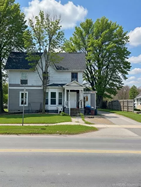 59 E Burdick, Oxford, MI 48371
