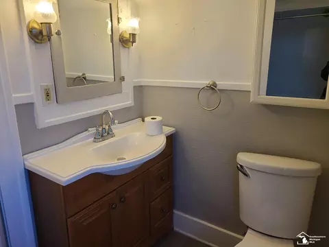 Bath - 702 N Monroe, Monroe, MI 48162 photo 1 of 2
