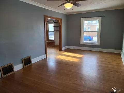 Living - 702 N Monroe, Monroe, MI 48162 photo 2 of 4