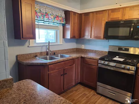 Kitchen - 702 N Monroe, Monroe, MI 48162 photo 2 of 3