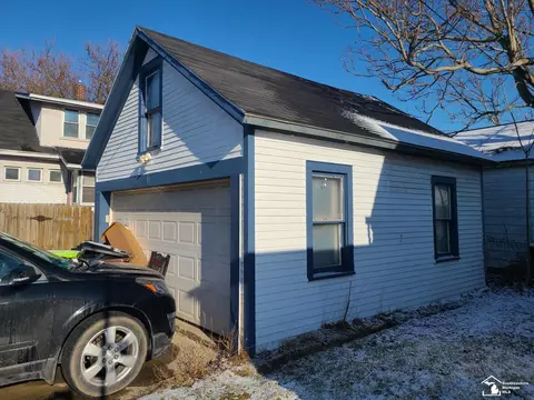 Other - 702 N Monroe, Monroe, MI 48162 photo 2 of 7