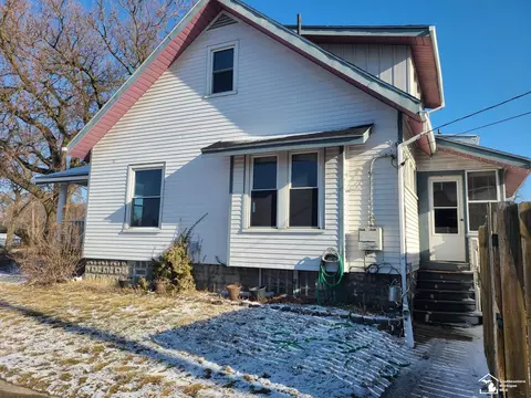 Exterior - 702 N Monroe, Monroe, MI 48162 photo 5 of 7