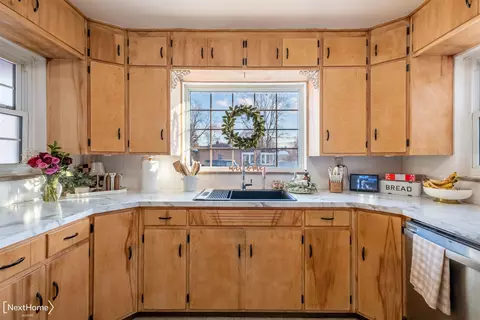 Kitchen - 4253 Potter, Flint, MI 48506 photo 2 of 3