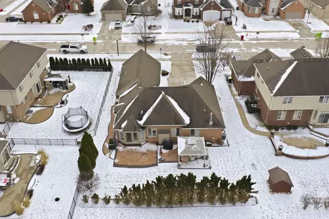 16489 Bishopsgate, Macomb, MI 48044 photo 11