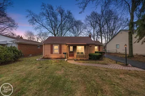 45252 Platt, Utica, MI 48317