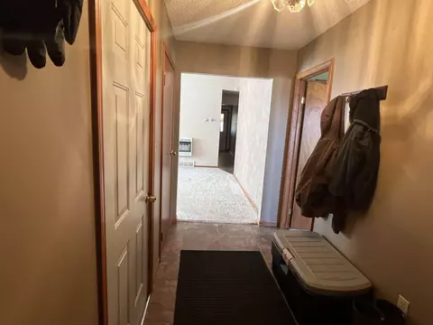 Entry Way - 745 Wolverine, Gladwin, MI 48624 photo 1 of 1