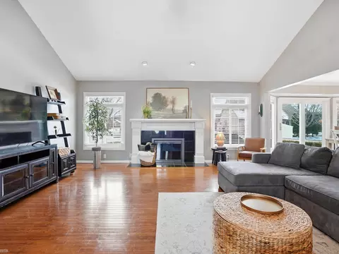 Living - 48670 Arnold, Macomb, MI 48044 photo 1 of 5