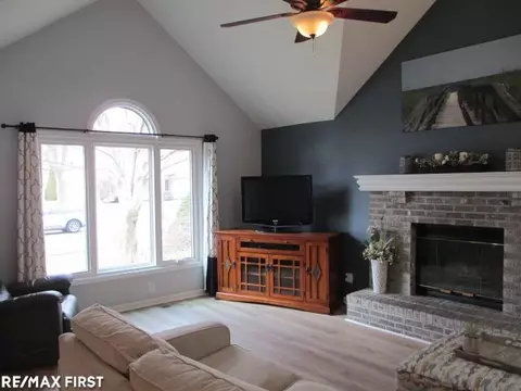 Living - 7322 Silo Mdws, Temperance, MI 48182 photo 1 of 1