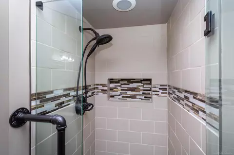 Bath - 50643 Hillside, Macomb, MI 48044 photo 8 of 9