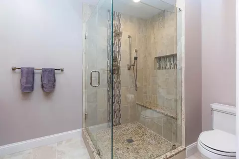 Bath - 50643 Hillside, Macomb, MI 48044 photo 2 of 9