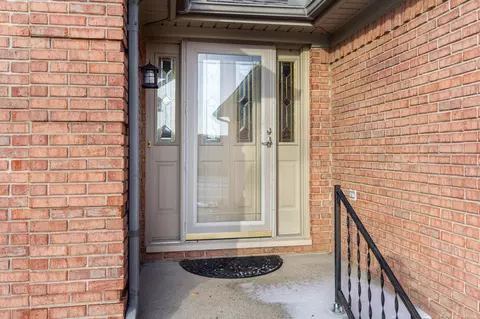 Entry Way - 50643 Hillside, Macomb, MI 48044 photo 1 of 4