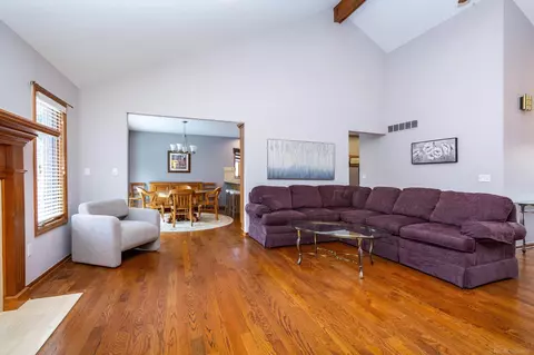 Living - 50643 Hillside, Macomb, MI 48044 photo 5 of 8