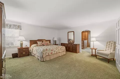 Bedroom - 551 Renaud, Grosse Pointe Woods, MI 48236 photo 1 of 5