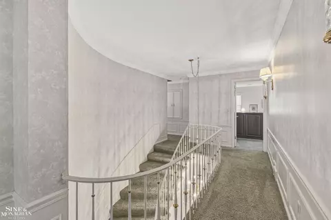 Entry Way - 551 Renaud, Grosse Pointe Woods, MI 48236 photo 6 of 7