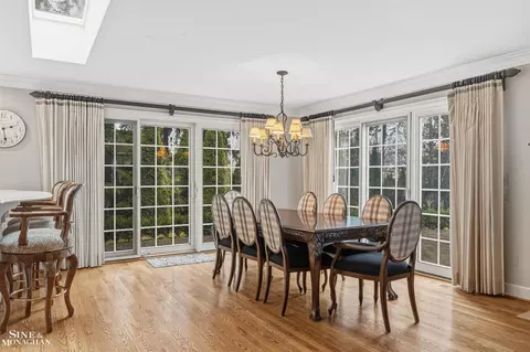 Dining - 551 Renaud, Grosse Pointe Woods, MI 48236 photo 4 of 4