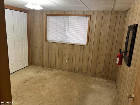 Bedroom - 5289 Rose, Gladwin, MI 48624 photo 1 of 2