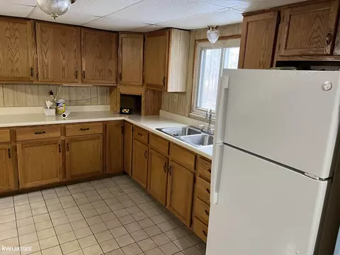Kitchen - 5289 Rose, Gladwin, MI 48624 photo 2 of 2