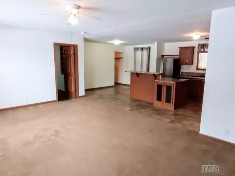 Living - 993 Easton, Gladwin, MI 48624 photo 2 of 3