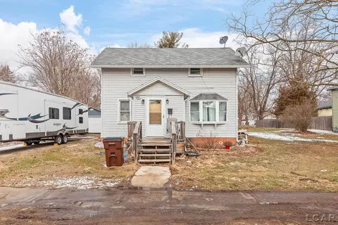 110 Hill, Hudson, MI 49247