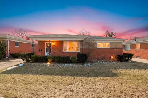 11492 Hanford, Warren, MI 48093