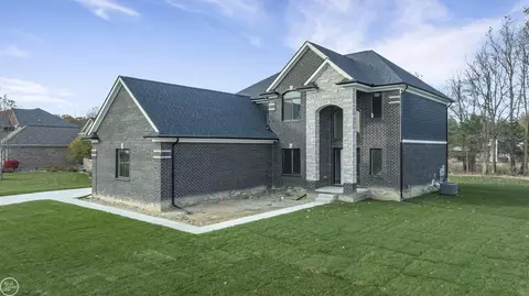 6509 Jamie, Grand Blanc, MI 48439