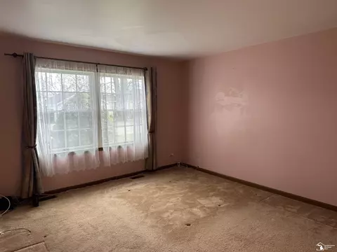 Bedroom - 3379 Orchardale, Monroe, MI 48162 photo 1 of 3