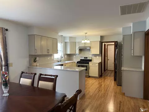 Kitchen - 3379 Orchardale, Monroe, MI 48162 photo 1 of 2