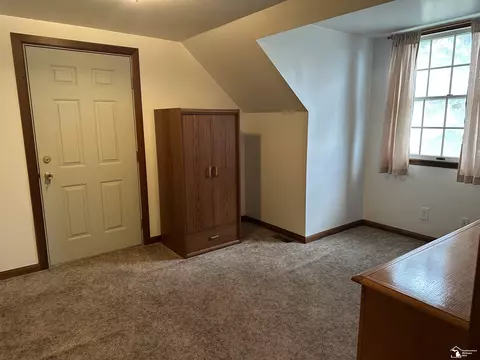 Bedroom - 3379 Orchardale, Monroe, MI 48162 photo 2 of 3