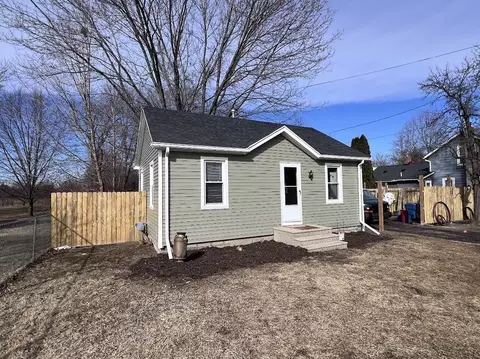 5131 E Carpenter, Flint, MI 48506