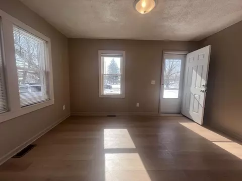 Living - 5131 E Carpenter, Flint, MI 48506 photo 2 of 2