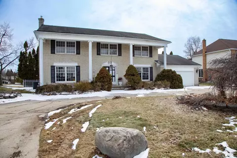 36045 Congress, Farmington Hills, MI 48335