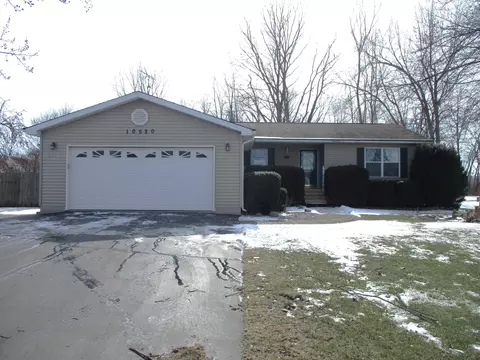 10520 E Garrison Rd, Durand, MI 48429